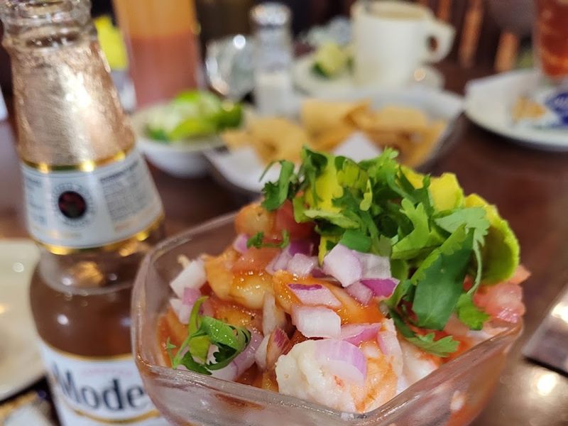 Mariscos Lauro Villar food
